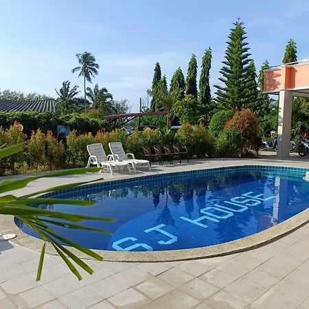 Sj House Hotel Aonang Bankhlongheng Kültér fotó